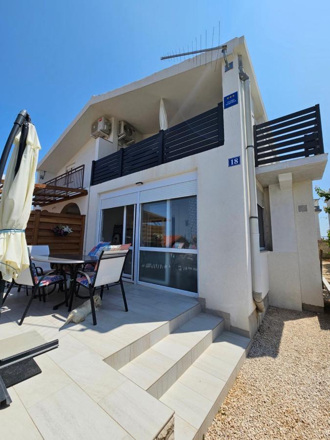 Studio Apartment Pegy فير المظهر الخارجي الصورة